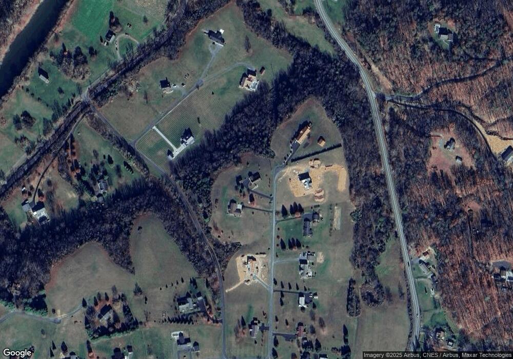 185 Hilltop Ln, Moorefield, WV 26836 - photo 1