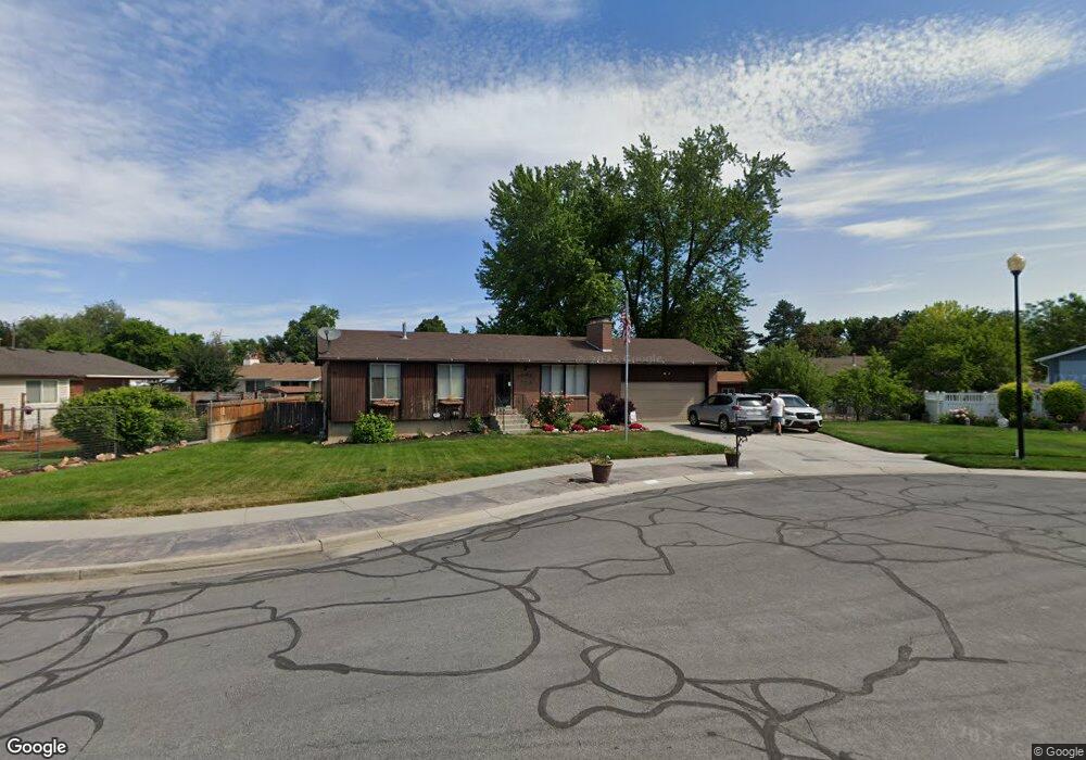 773 Pinewood Cir, Sandy, UT 84094 - photo 1