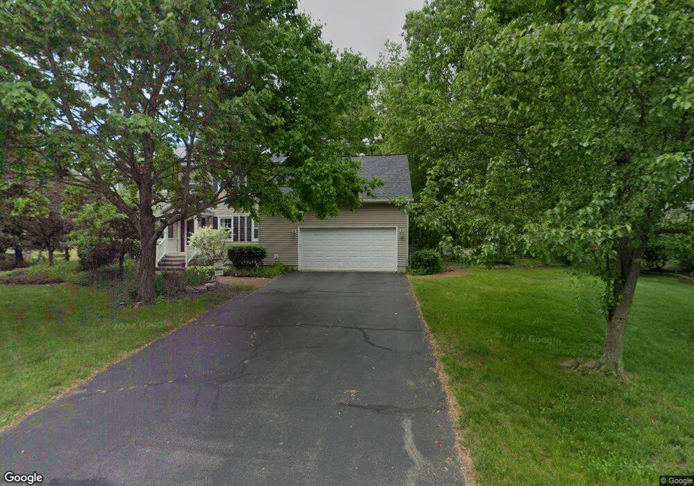 6978 Suzanne Ln, Schenectady, NY 12303 - photo 1