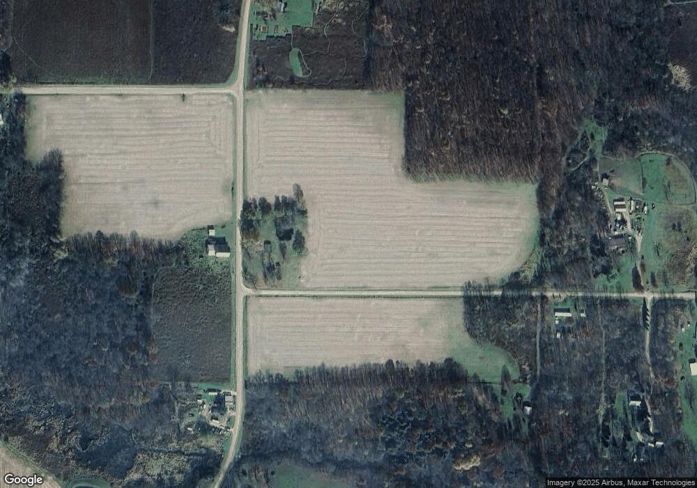 19406 N Mead Rd, Saegertown, PA 16433 - photo 1