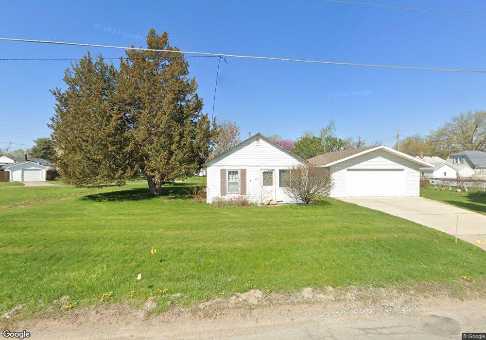407 W 8th St N, Newton, IA 50208 - photo 1
