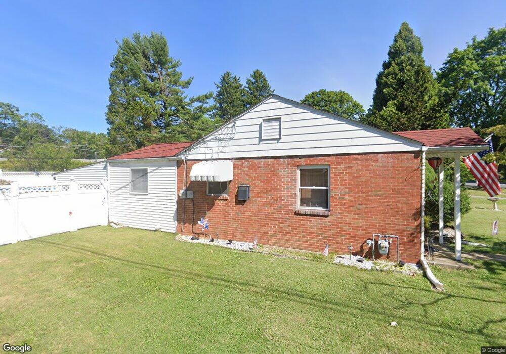 942 N Broad St unit 946, Allentown, PA 18104 - photo 1