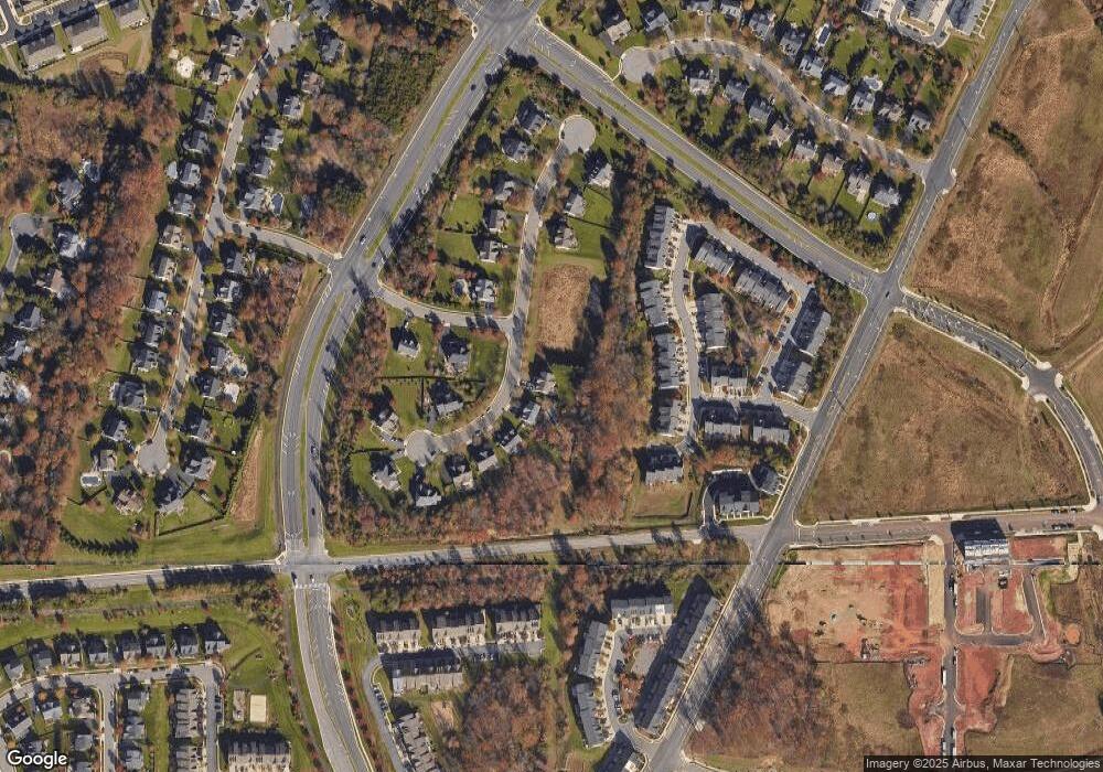 22162 Winter Lake Ct, Ashburn, VA 20148 - photo 1