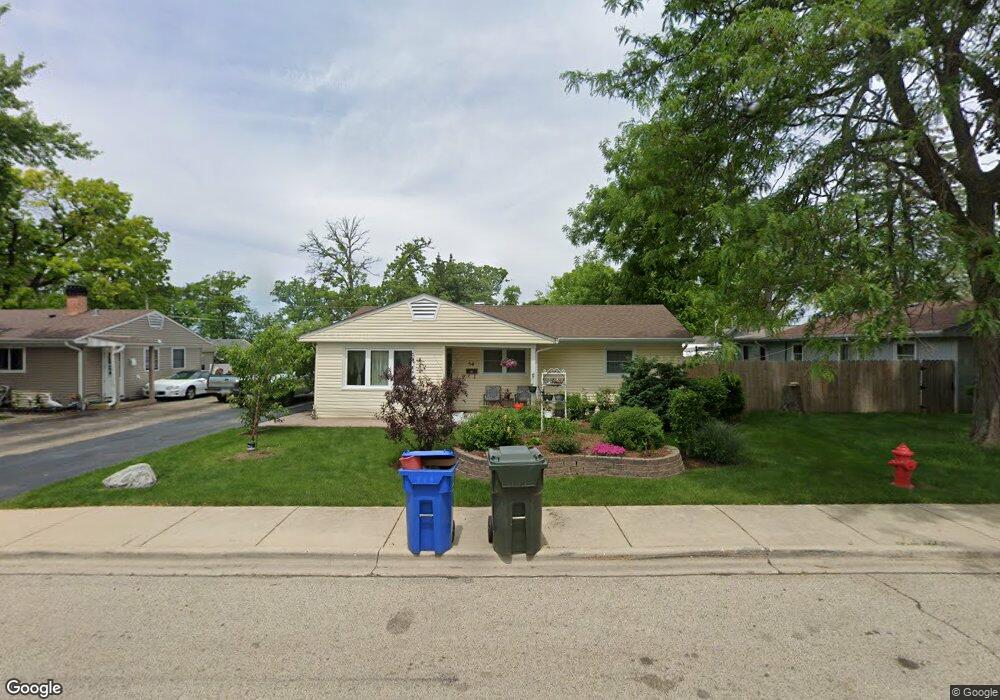 54 Thrush Rd, Carpentersville, IL 60110 - photo 1