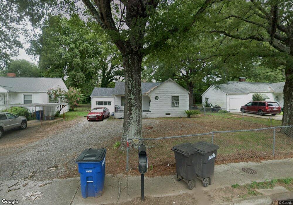 525 Salisbury Rd, Statesville, NC 28677 - photo 1