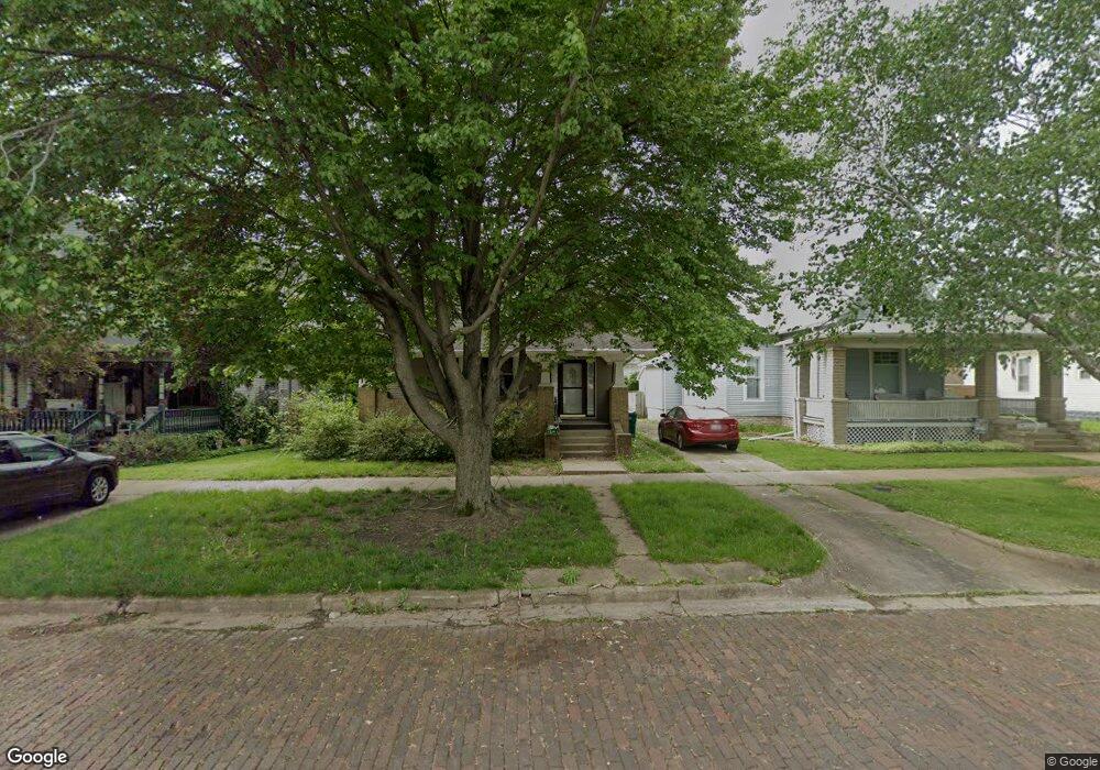 809 Wabash Ave, Mattoon, IL 61938 - photo 1