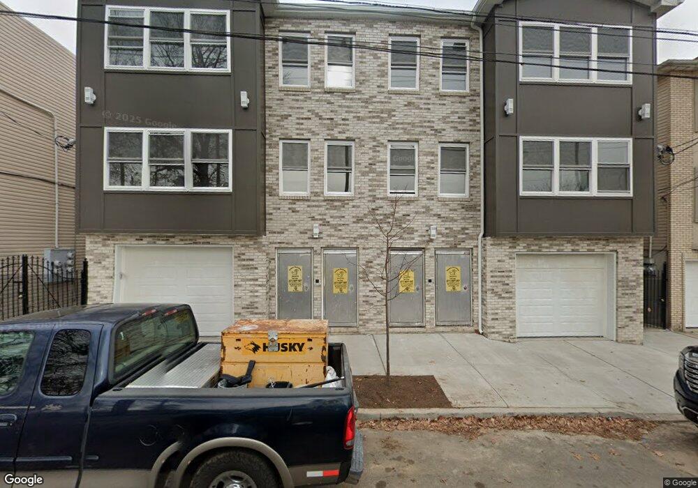 237 16th Ave unit 2, Newark, NJ 07103 - photo 1