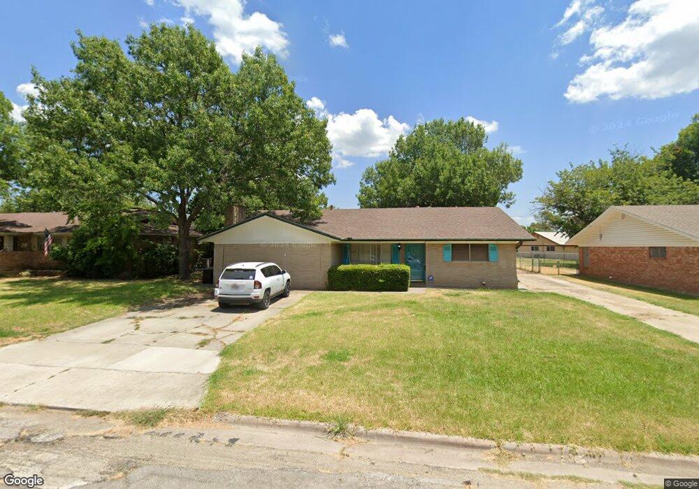 1214 Hillside Dr, Gainesville, TX 76240 - photo 1