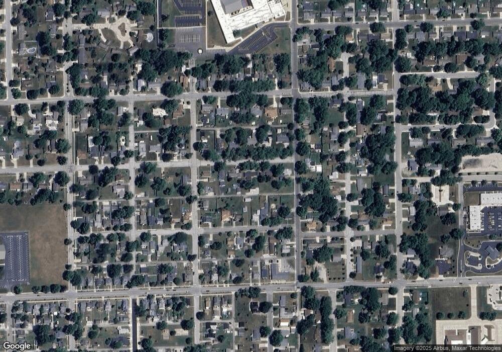 911 E 3rd St, Auburn, IN 46706 - photo 1