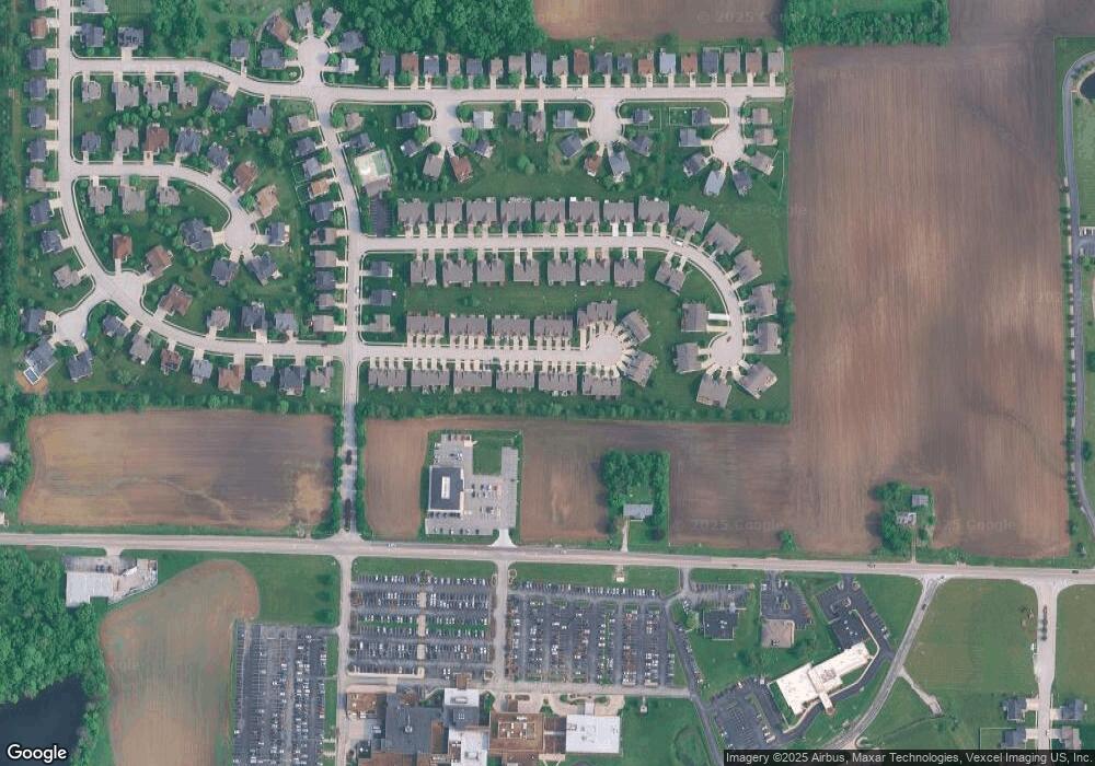 6832 Hampshire Ct, Maryville, IL 62062 - photo 1