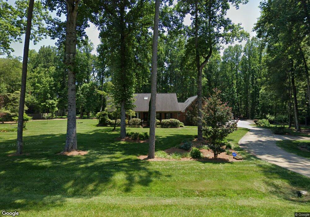 312 Holyoke Rd, Greensboro, NC 27406 - photo 1