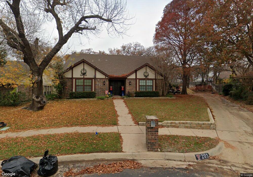 201 Warbler Ct, Bedford, TX 76021 - photo 1