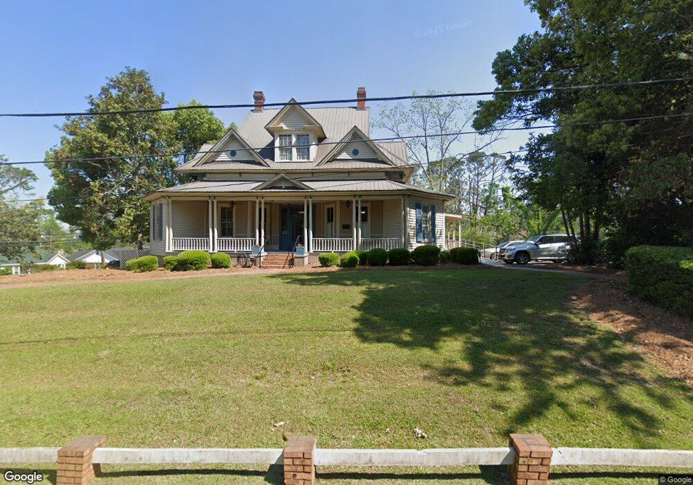 301 Jackson St E, Douglas, GA 31533 - photo 1