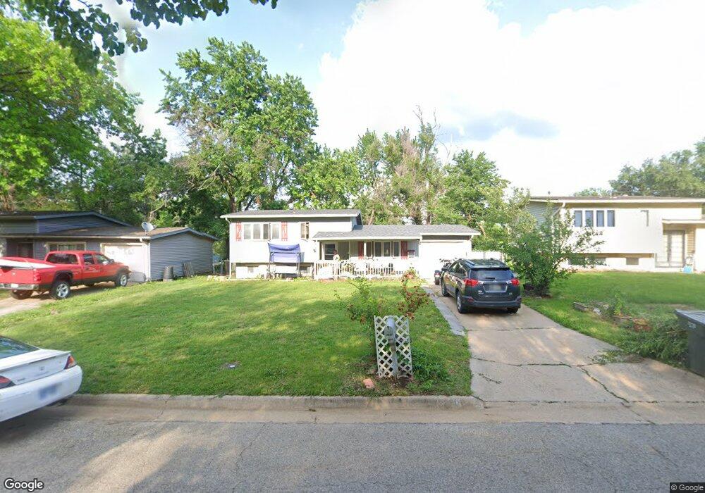 3430 SW Watson Ave, Topeka, KS 66614 - photo 1