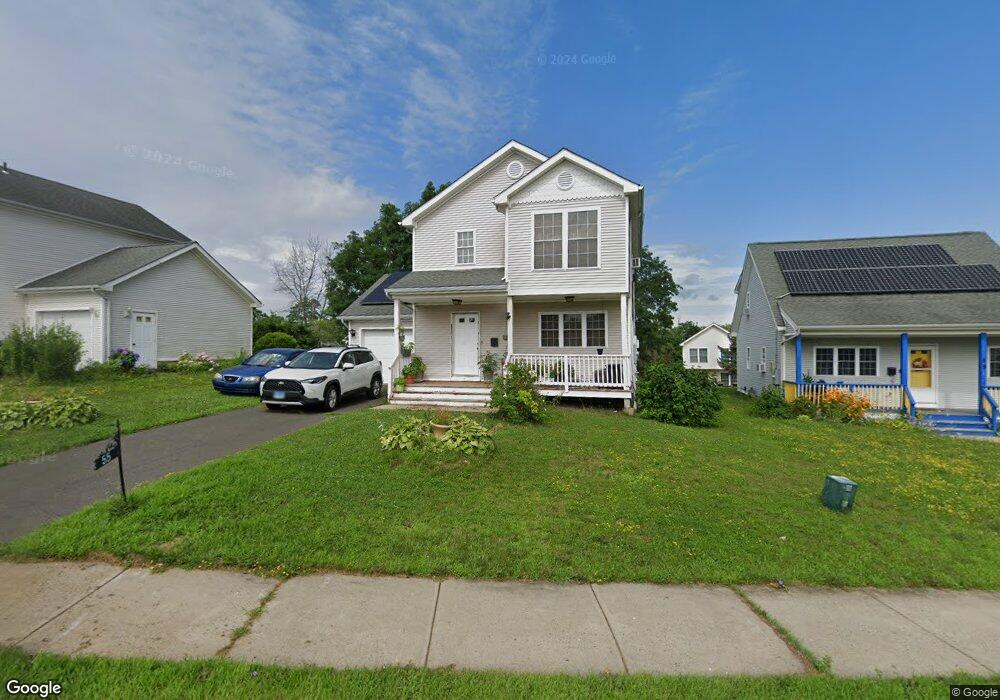 55 Pulaski Dr, Hartford, CT 06106 - photo 1