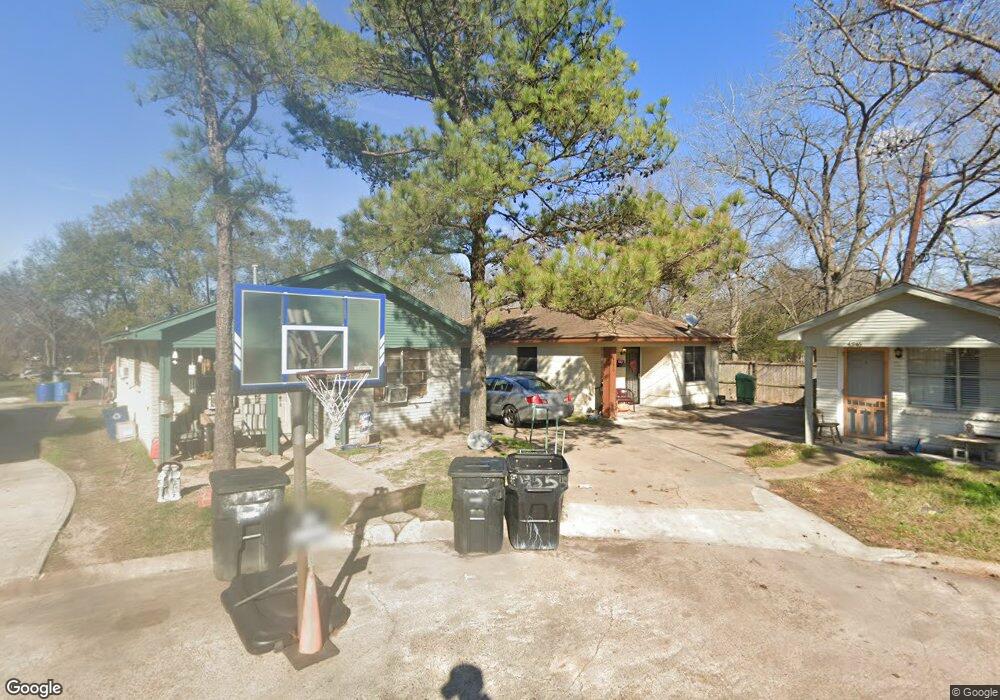 4550 Lelay Cir, Houston, TX 77022 - photo 1