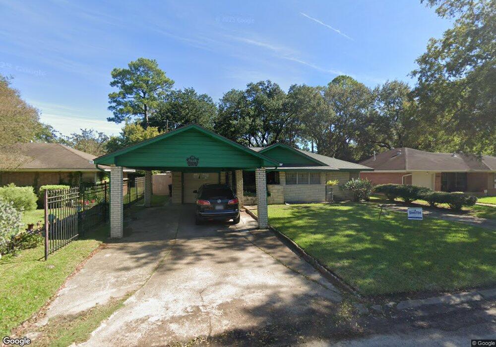 10306 Rockaway Dr, Houston, TX 77016 - photo 1