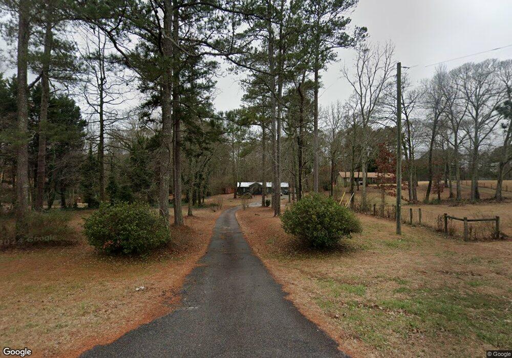 1524 Minix Rd, Sharpsburg, GA 30277 - photo 1