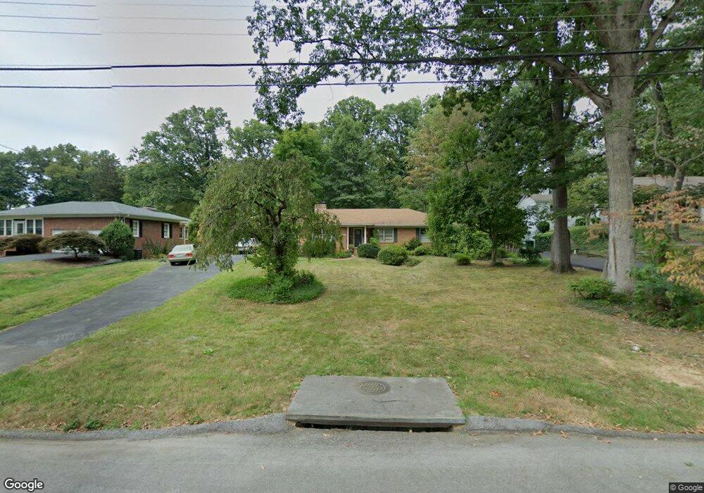 2025 Cherokee Rd, Waynesboro, VA 22980 - photo 1