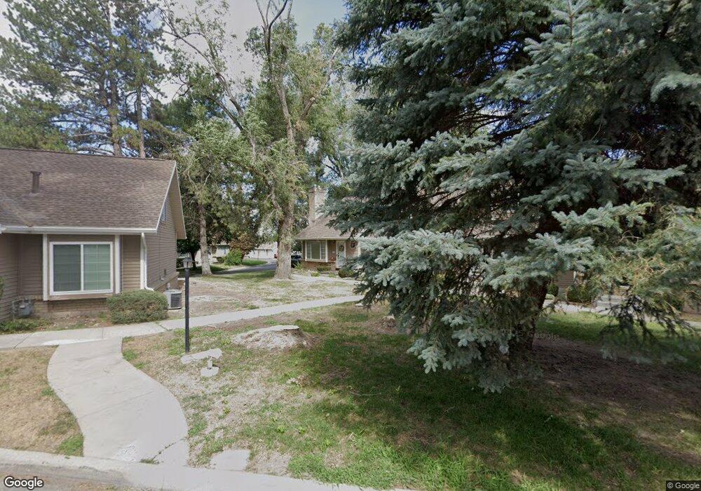 675 E Countryside Ct, Midvale, UT 84047 - photo 1