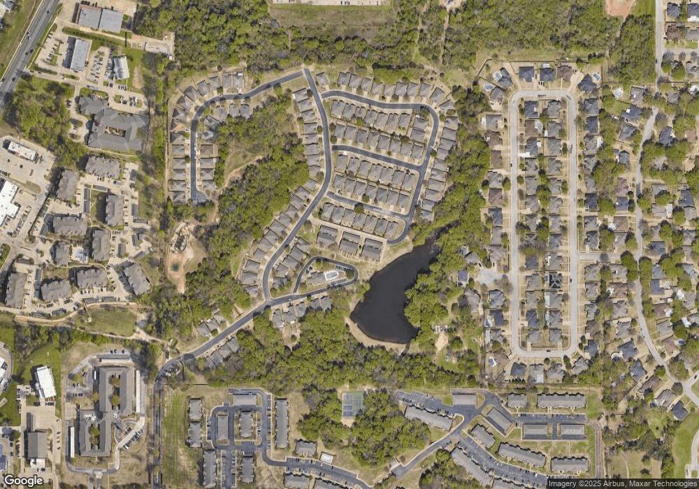 1920 Hollylake Cir, Tyler, TX 75703 - photo 1