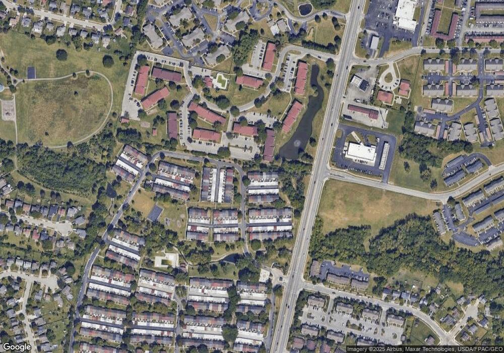 448 Clairbrook Ave unit 10, Columbus, OH 43228 - photo 1