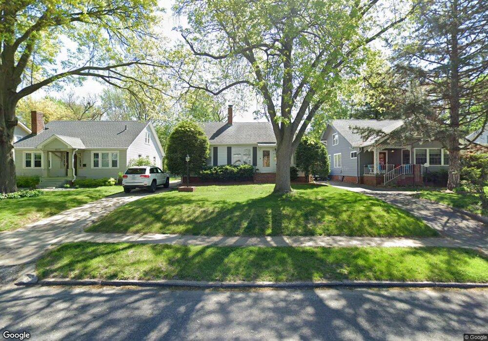 1071 46th St, Des Moines, IA 50311 - photo 1