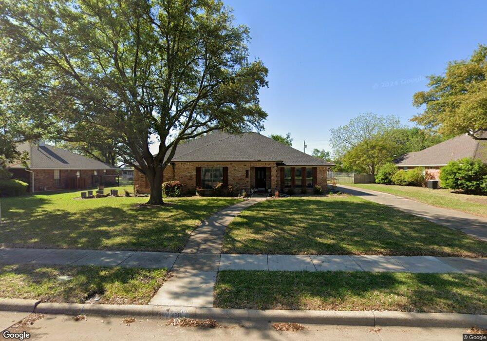 420 Oak Glen Dr, Murphy, TX 75094 - photo 1