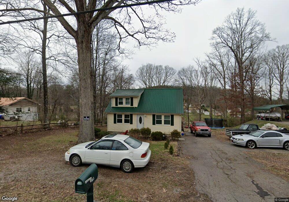 323 Highland View Dr, Knoxville, TN 37920 - photo 1