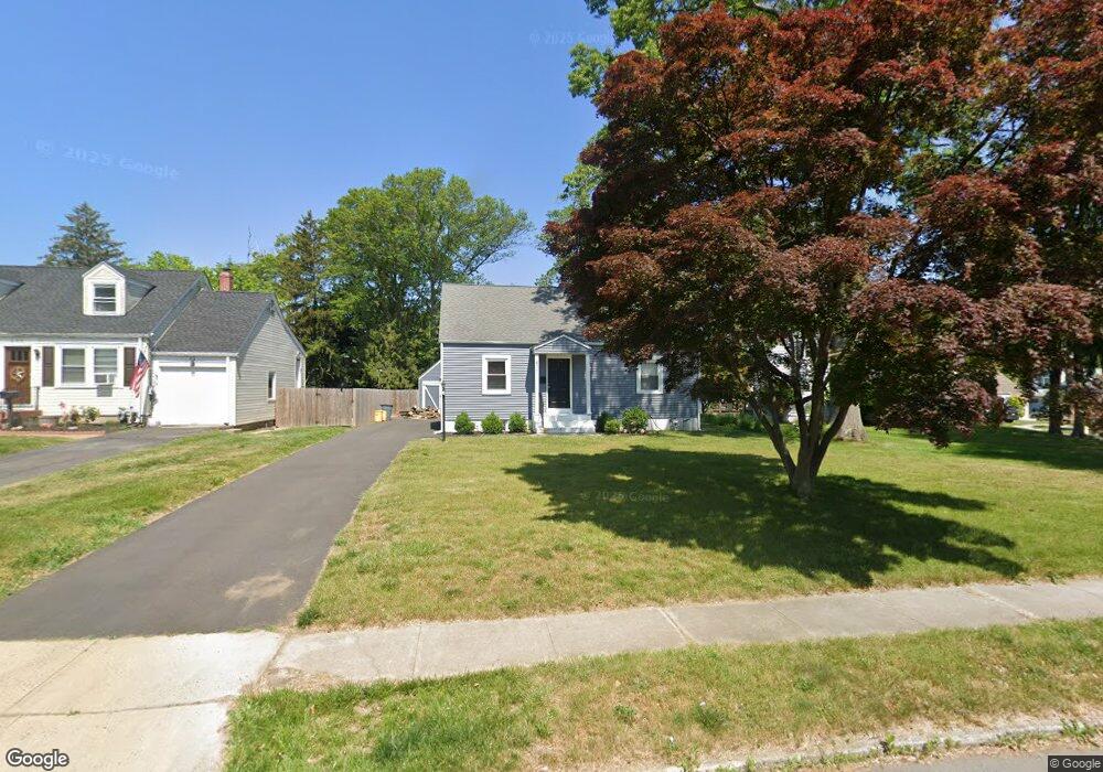 611 Concord Cir, Ewing, NJ 08618 - photo 1