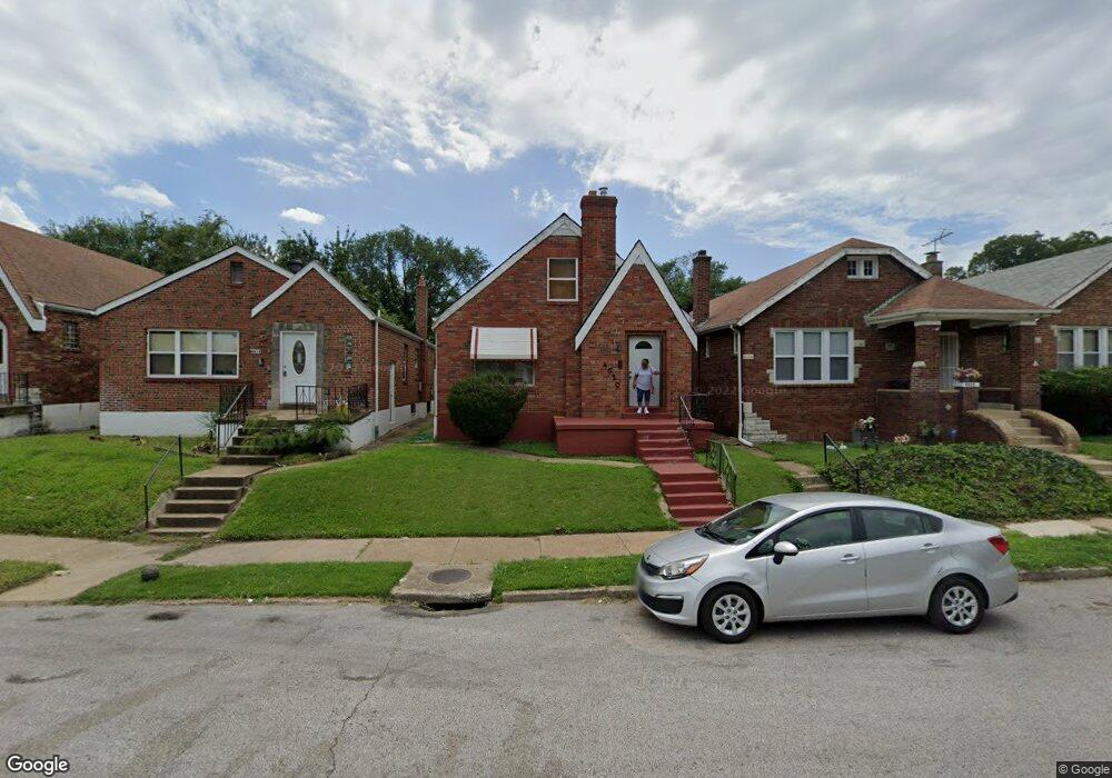 4620 Penrose St, Saint Louis, MO 63115 - photo 1