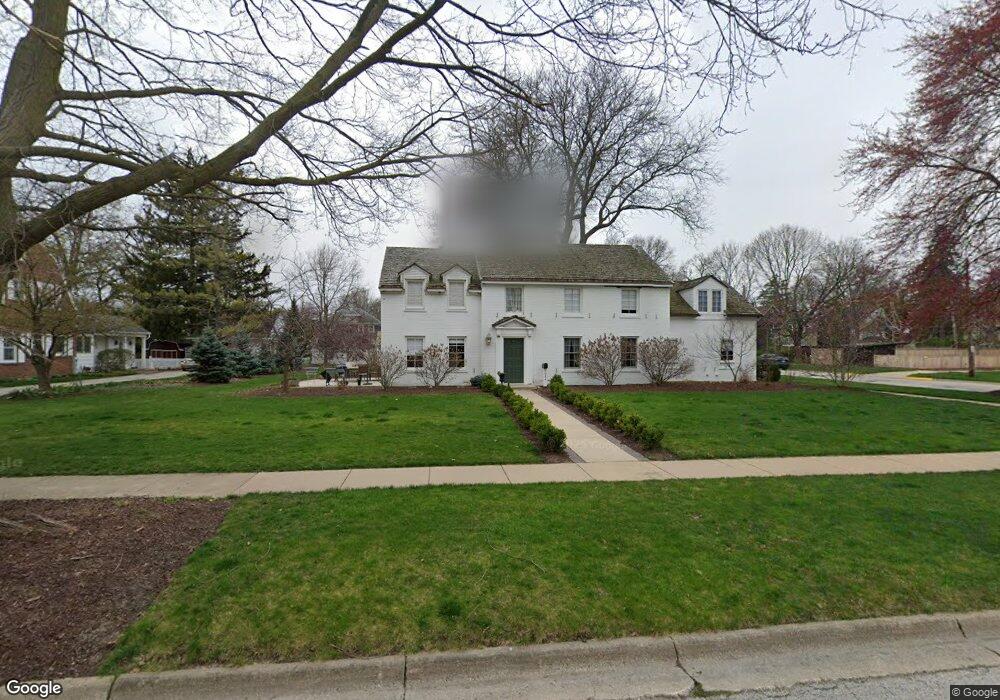 1042 W Downer Place, Aurora, IL 60506 - photo 1