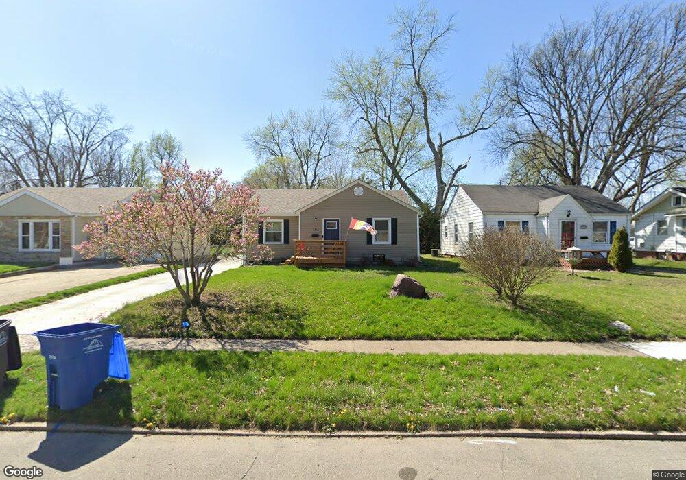 2318 38th St, Des Moines, IA 50310 - photo 1