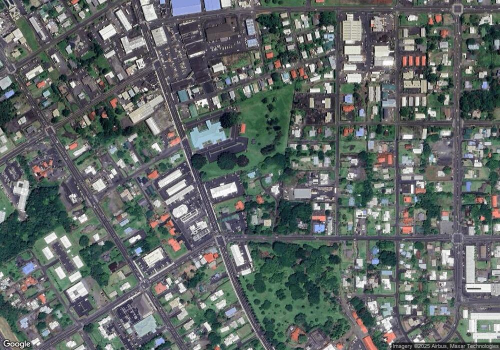 87 E Lanikaula St unit B, Hilo, HI 96720 - photo 1