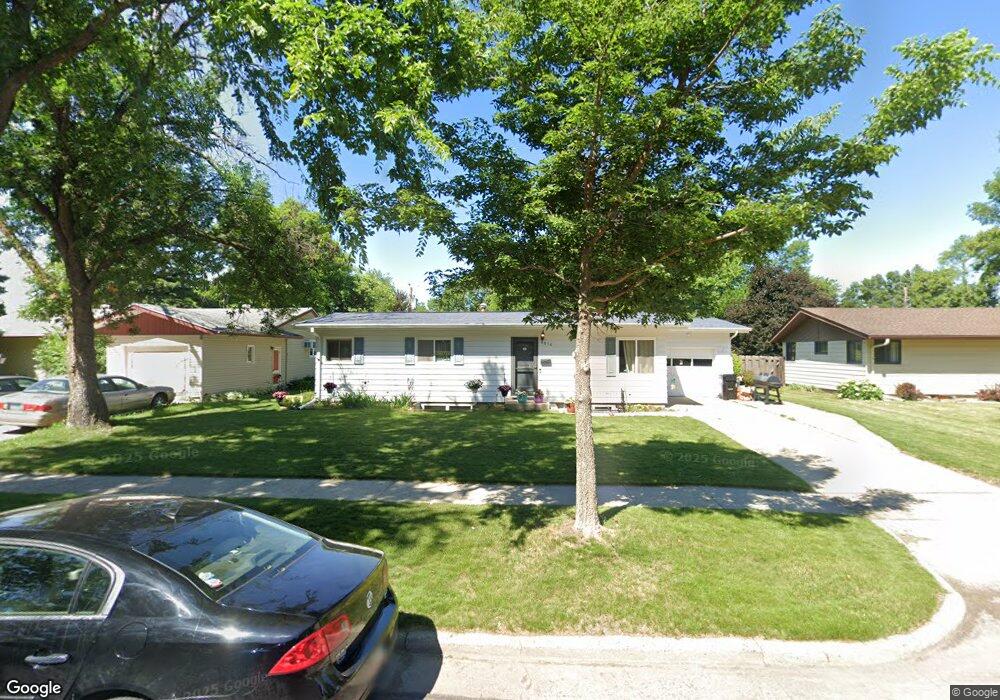 3010 9th St N, Fargo, ND 58102 - photo 1