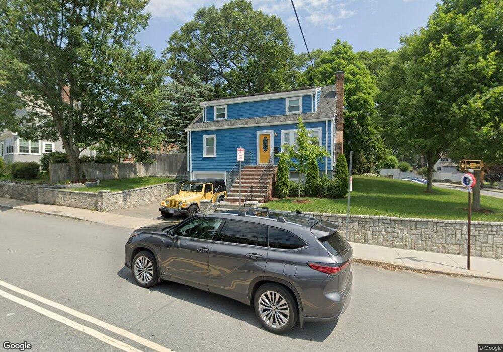 5 Baker St, West Roxbury, MA 02132 - photo 1