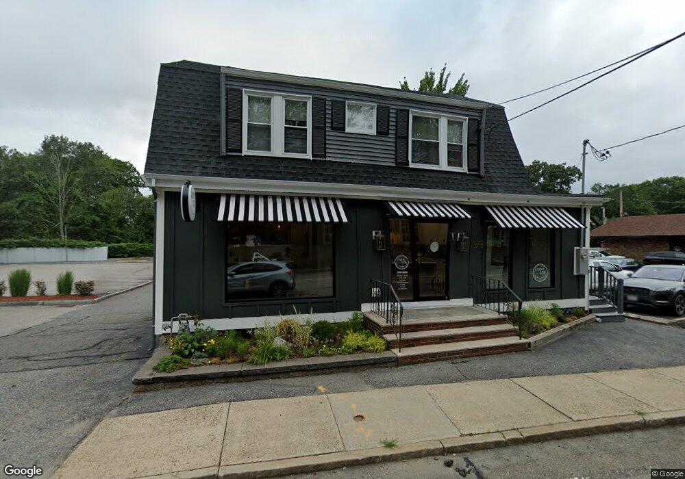 378 Cambridge St unit 1, Burlington, MA 01803 - photo 1