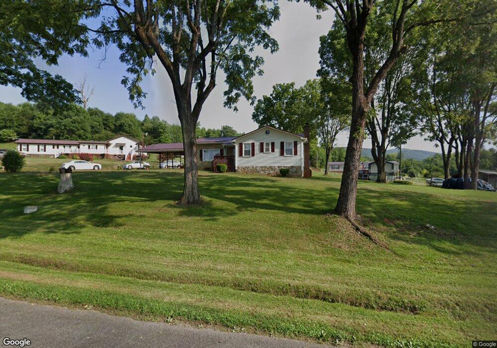 5820 Circle Creek Rd, Penhook, VA 24137 - photo 1