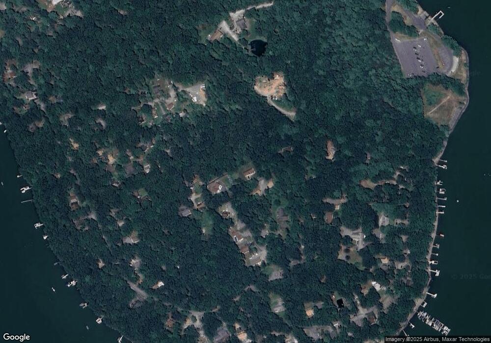 38 Crescent Dr, Hawley, PA 18428 - photo 1