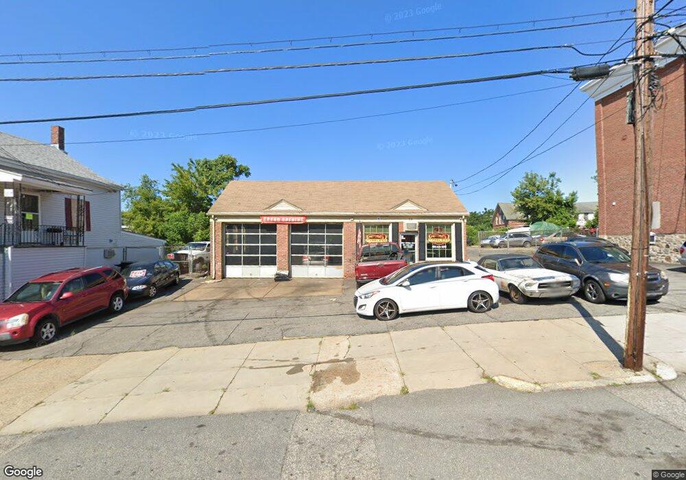 68 Arnold St, Woonsocket, RI 02895 - photo 1