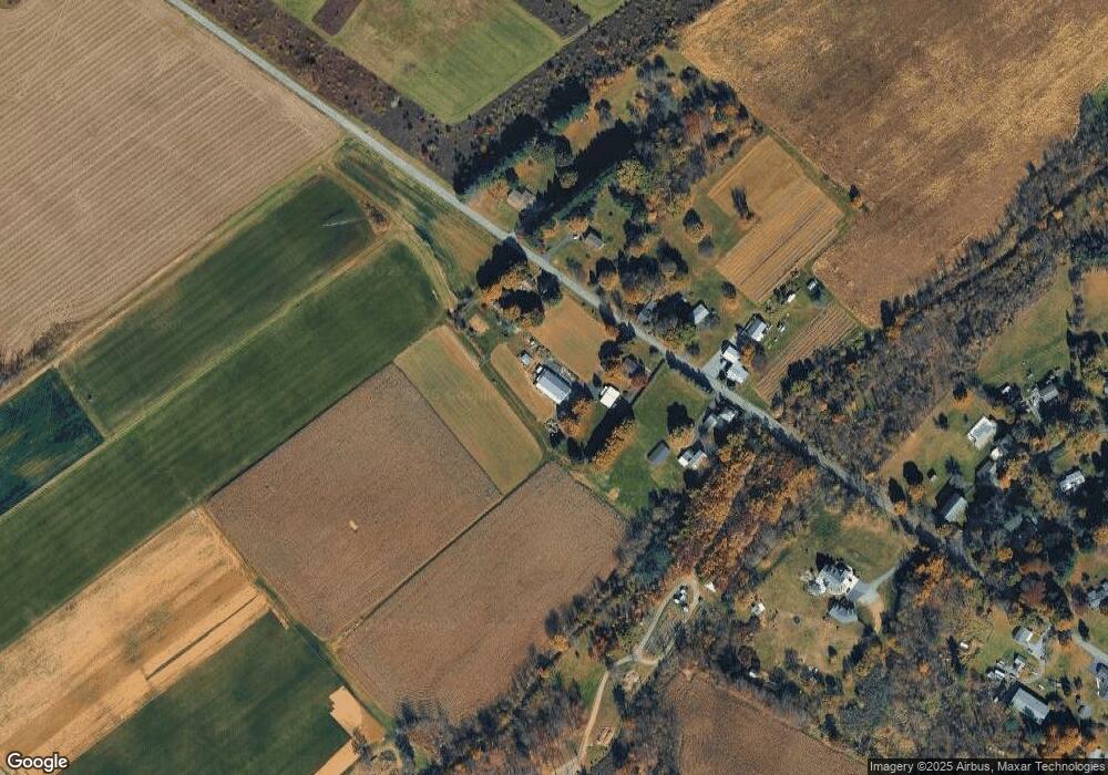 3862 Chestnut Hill Rd, Center Valley, PA 18034 - photo 1