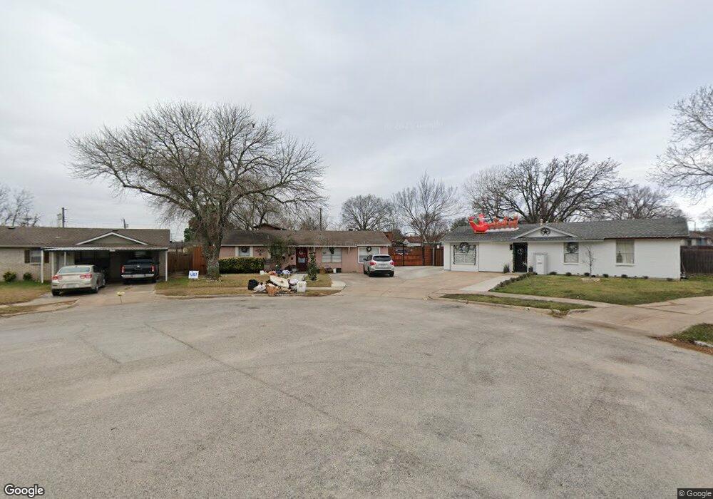 1431 Carson Ct, Mesquite, TX 75149 - photo 1