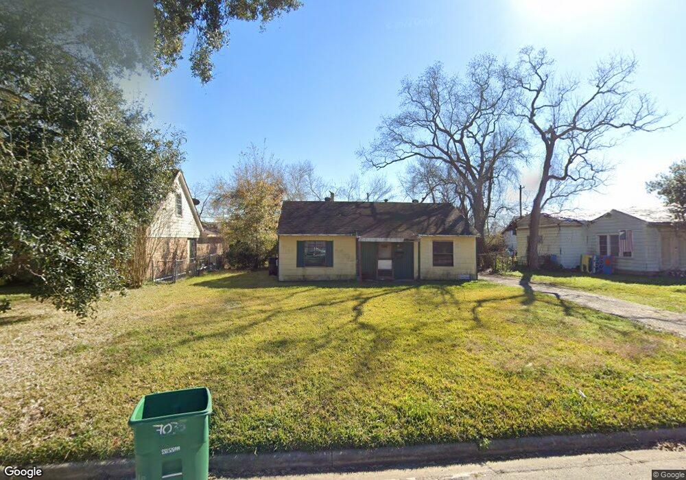7038 Gillen St, Houston, TX 77087 - photo 1