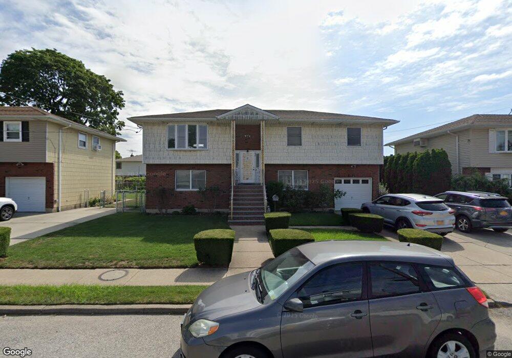 38 Monroe St, Franklin Square, NY 11010 - photo 1