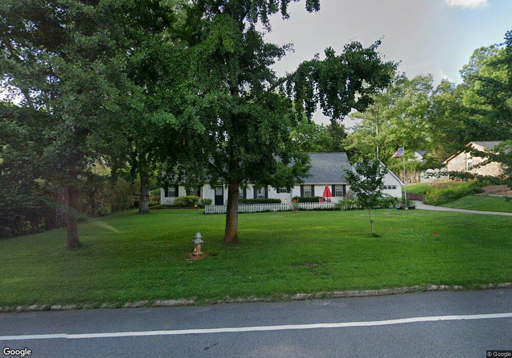 955 Lake Charles Dr, Roswell, GA 30075 - photo 1