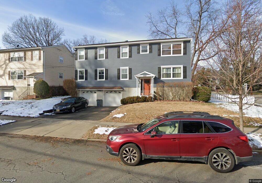 222 Ashland Ave unit 2, Bloomfield, NJ 07003 - photo 1