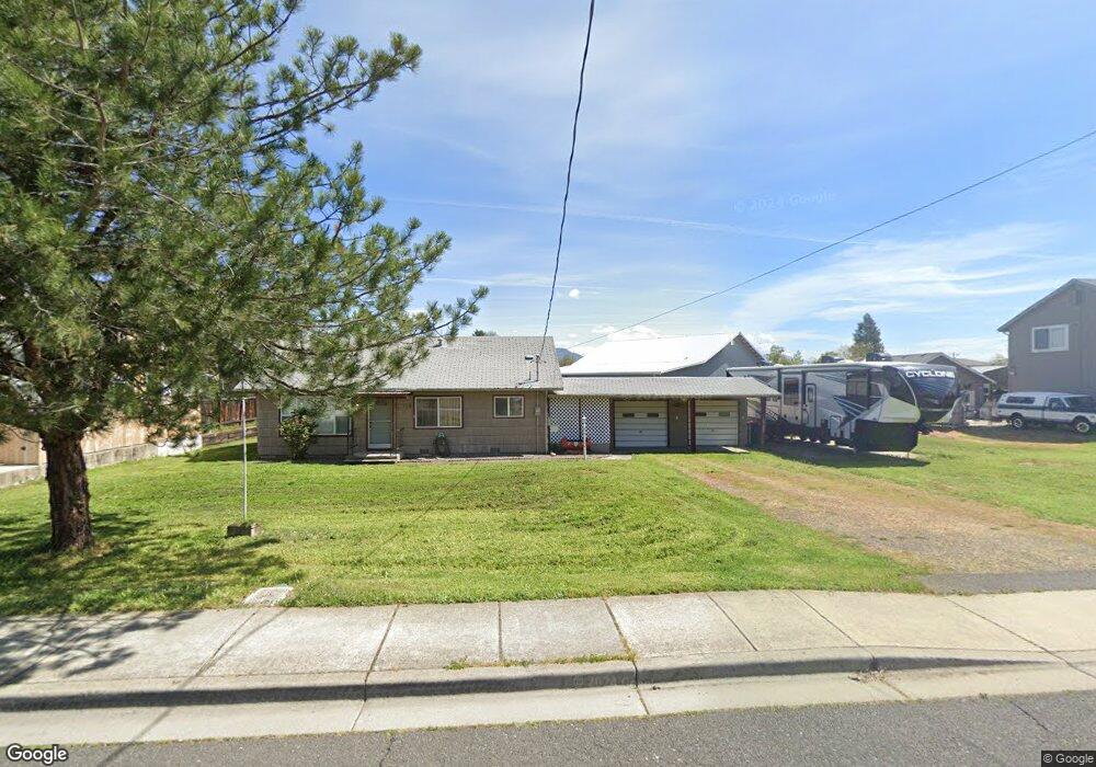 3268 Snowy Butte Ln, Central Point, OR 97502 - photo 1