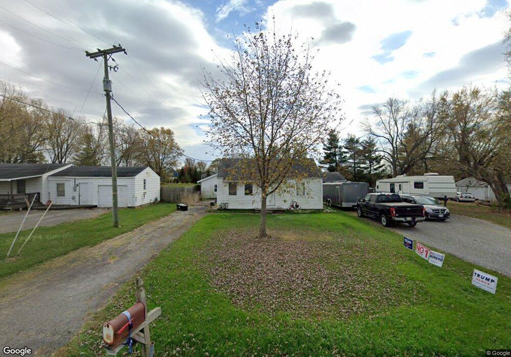 1527 Reed Rd, Lima, OH 45804 - photo 1