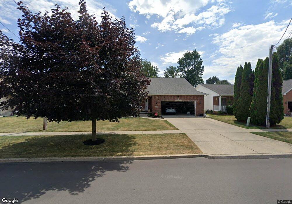 315 Wurlitzer Dr, North Tonawanda, NY 14120 - photo 1