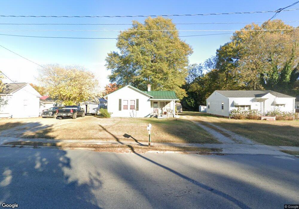 803 Barnes St, Reidsville, NC 27320 - photo 1